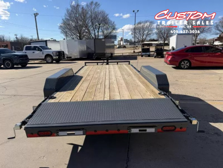 New #146989 2026 LAMAR H6 18 X 83 TANDEM AXLE 14K EQUIPMENT HAULER W/ SLIDE IN RAMPS