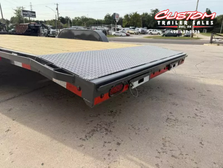 New #147020 2026 LAMAR CC 22 X 83 TANDEM AXLE 10K WOOD FLOOR CAR HAULER