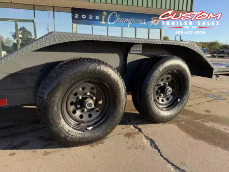 New #148104 2026 LAMAR CC 22 X 102 TANDEM AXLE 10K WOOD FLOOR CAR HAULER