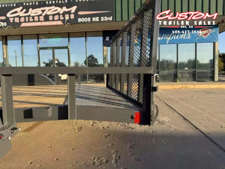 New #148151 2026 LAMAR UC 16 X 83 TANDEM AXLE SQUARE TUBE TOP 7K UTILITY W/ 2' DOVE & RAMP GATE