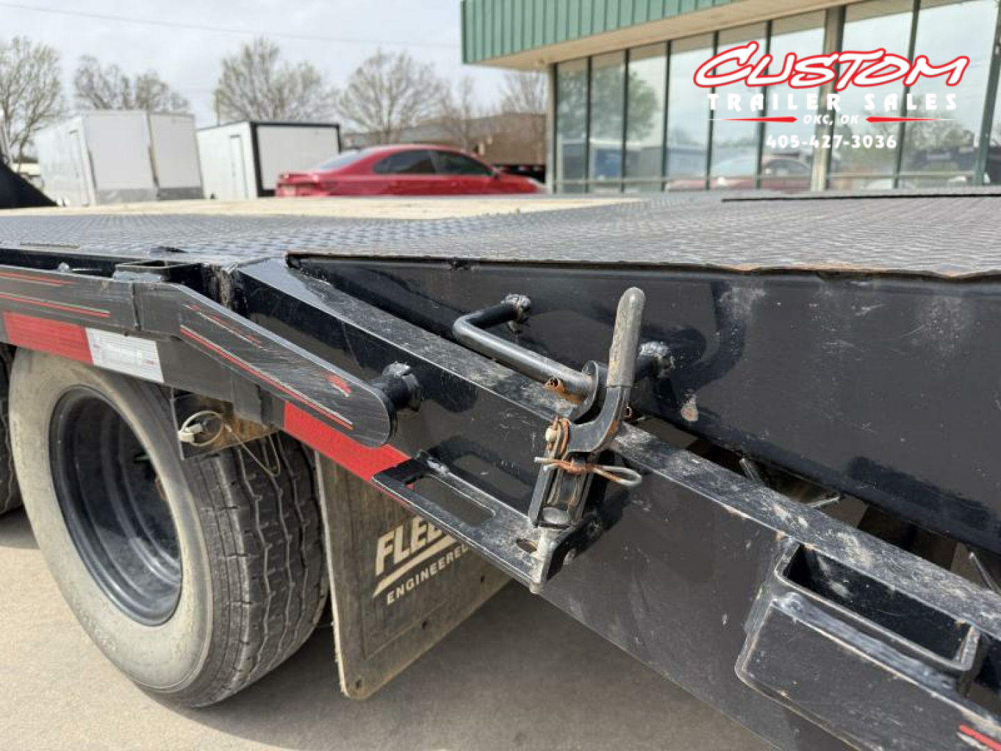 Used #242638 USED 2021 DIAMOND C FMAX210 25 X 102 DUAL TANDEM AXLE 20K FLATBED GOOSENECK W/ MAX RAMPS