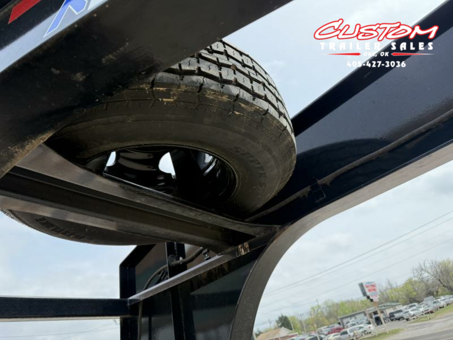 Used #242638 USED 2021 DIAMOND C FMAX210 25 X 102 DUAL TANDEM AXLE 20K FLATBED GOOSENECK W/ MAX RAMPS