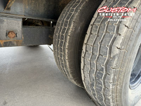 Used #242638 USED 2021 DIAMOND C FMAX210 25 X 102 DUAL TANDEM AXLE 20K FLATBED GOOSENECK W/ MAX RAMPS