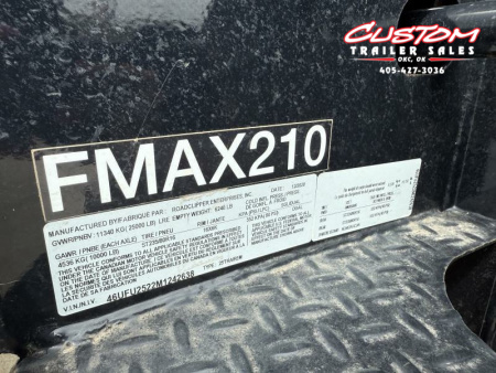 Used #242638 USED 2021 DIAMOND C FMAX210 25 X 102 DUAL TANDEM AXLE 20K FLATBED GOOSENECK W/ MAX RAMPS