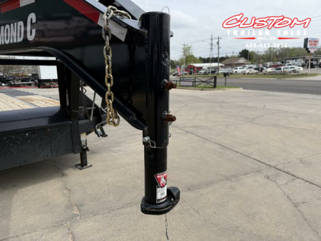 Used #242638 USED 2021 DIAMOND C FMAX210 25 X 102 DUAL TANDEM AXLE 20K FLATBED GOOSENECK W/ MAX RAMPS