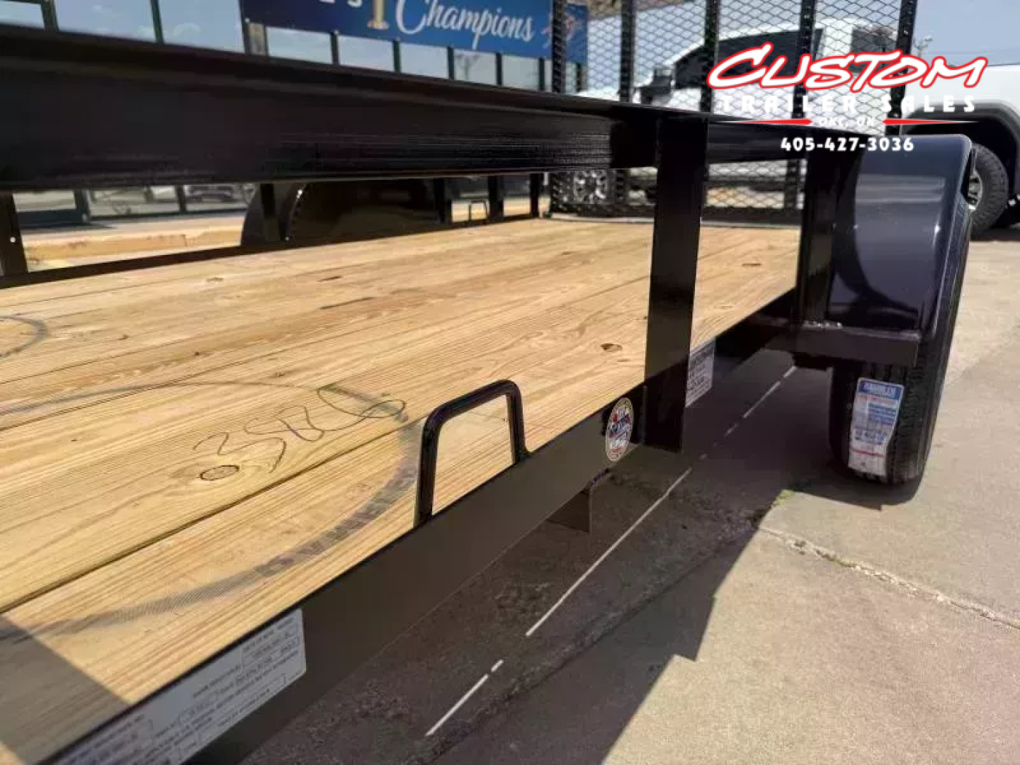 New #257032 2026 TOP HAT DJX 5 X 10 SINGLE AXLE ANGLE TOP 3.5K UTILITY W/ 48" RAMP GATE