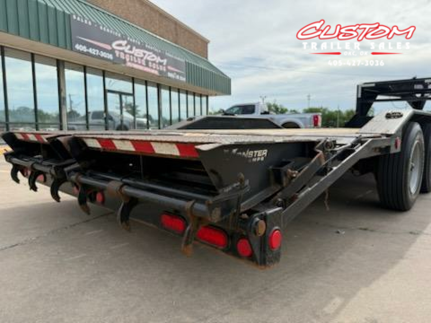 Used #317165 USED 2020 PJ TRAILERS H7 24 X 102 TANDEM AXLE SUPER SINGLE 20K GOOSENECK EQUIPMENT TRAILER