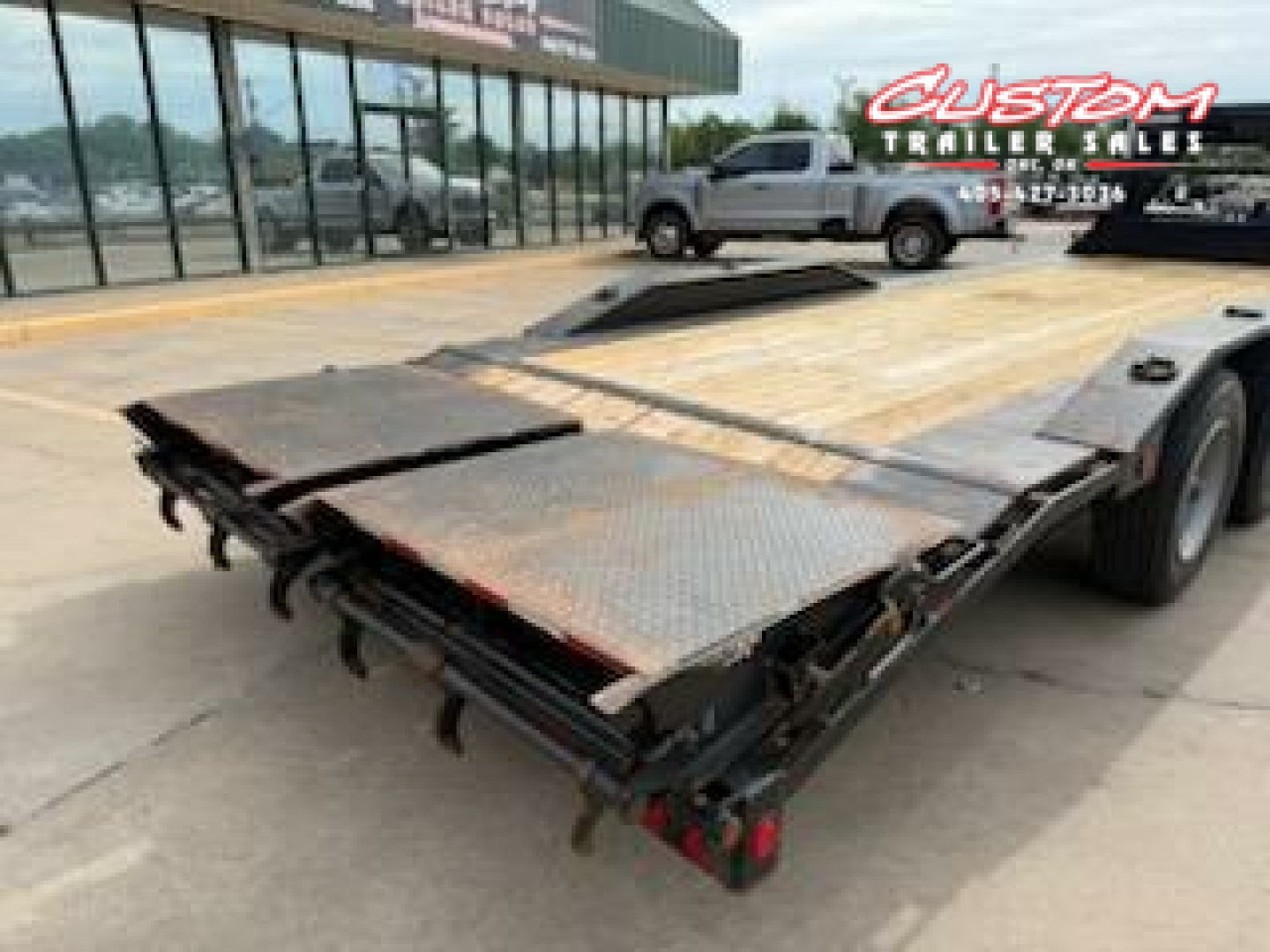 Used #317165 USED 2020 PJ TRAILERS H7 24 X 102 TANDEM AXLE SUPER SINGLE 20K GOOSENECK EQUIPMENT TRAILER