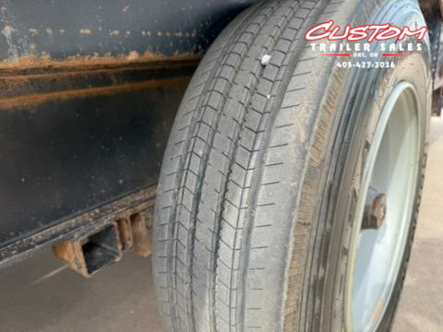 Used #317165 USED 2020 PJ TRAILERS H7 24 X 102 TANDEM AXLE SUPER SINGLE 20K GOOSENECK EQUIPMENT TRAILER