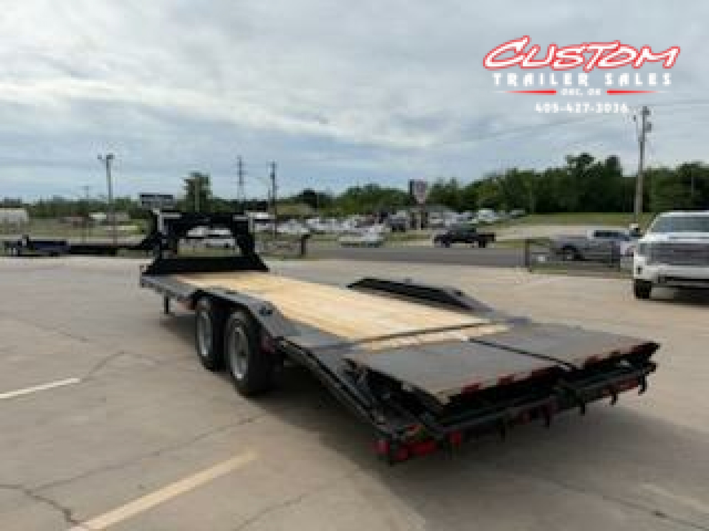 Used #317165 USED 2020 PJ TRAILERS H7 24 X 102 TANDEM AXLE SUPER SINGLE 20K GOOSENECK EQUIPMENT TRAILER