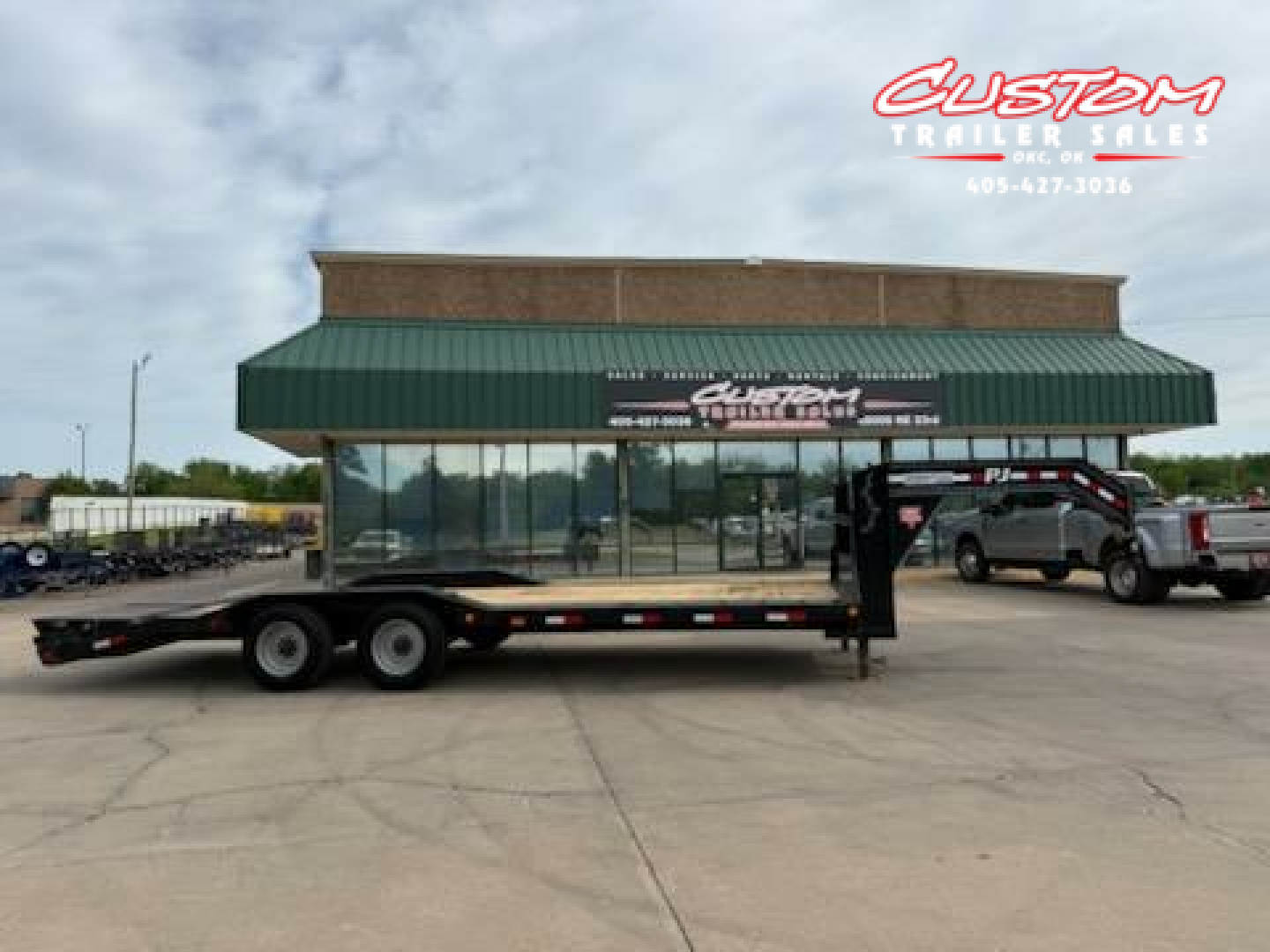 Used #317165 USED 2020 PJ TRAILERS H7 24 X 102 TANDEM AXLE SUPER SINGLE 20K GOOSENECK EQUIPMENT TRAILER