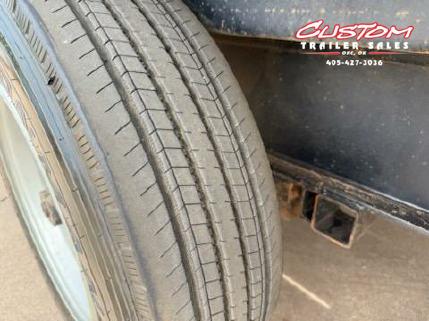 Used #317165 USED 2020 PJ TRAILERS H7 24 X 102 TANDEM AXLE SUPER SINGLE 20K GOOSENECK EQUIPMENT TRAILER