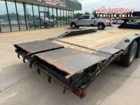 Used #317165 USED 2020 PJ TRAILERS H7 24 X 102 TANDEM AXLE SUPER SINGLE 20K GOOSENECK EQUIPMENT TRAILER