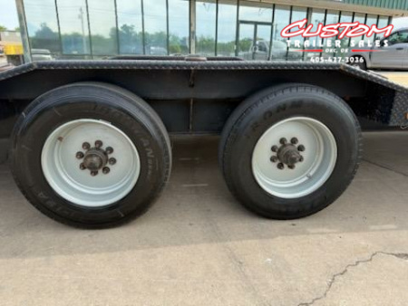 Used #317165 USED 2020 PJ TRAILERS H7 24 X 102 TANDEM AXLE SUPER SINGLE 20K GOOSENECK EQUIPMENT TRAILER