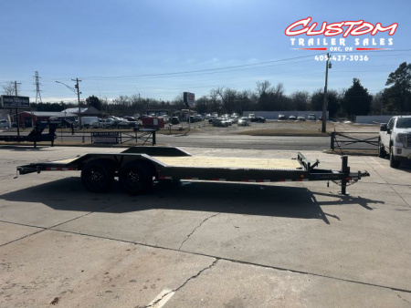 New #346196 2025 LOAD TRAIL CH 22 X 102 TANDEM AXLE 14K EQUIPMENT HAULER W/ SLIDE IN RAMPS