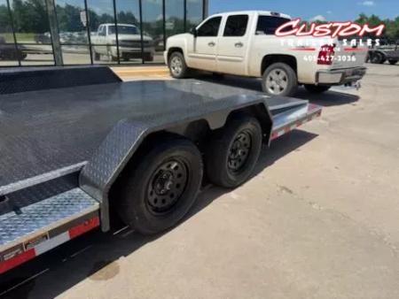 New #360072 2025 LOAD TRAIL CZ 20 X 83 TANDEM AXLE 7K STEEL FLOOR CAR HAULER W/ ALUMINUM TRIM PACKAGE