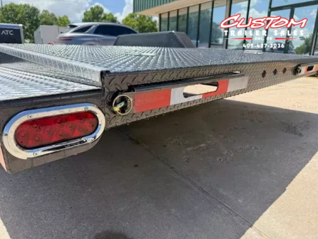 New #360072 2025 LOAD TRAIL CZ 20 X 83 TANDEM AXLE 7K STEEL FLOOR CAR HAULER W/ ALUMINUM TRIM PACKAGE
