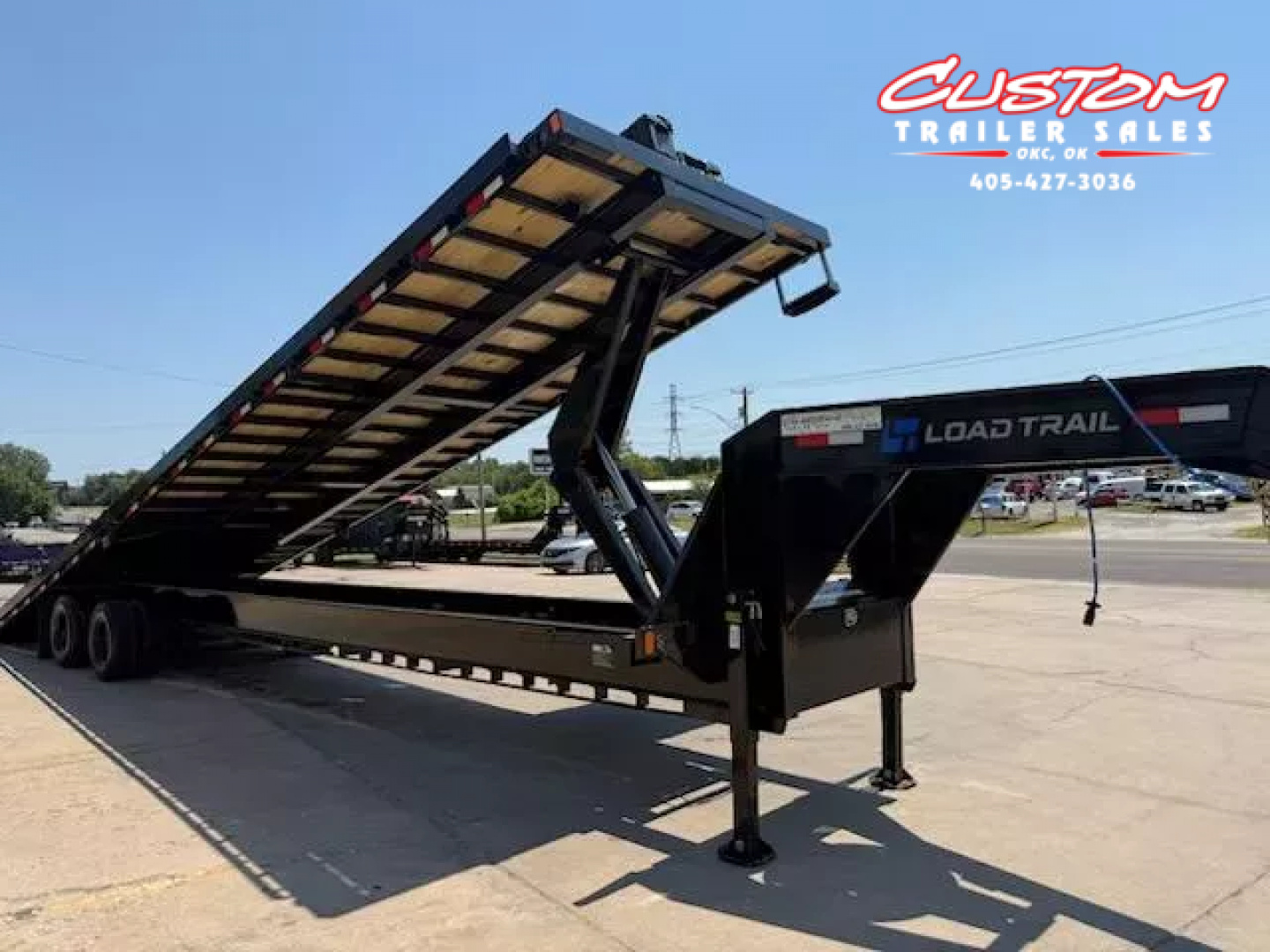New #364489 2026 LOAD TRAIL GT 40 X 102 DUAL TANDEM FULL TILT CONTAINER TRAILER FLATBED GOOSENECK W/ HYD. JACKS & 18,000LB WINCH PACKAGE