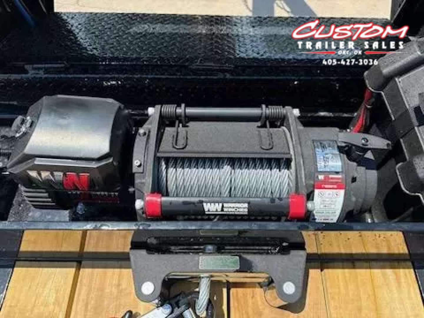 New #364489 2026 LOAD TRAIL GT 40 X 102 DUAL TANDEM FULL TILT CONTAINER TRAILER FLATBED GOOSENECK W/ HYD. JACKS & 18,000LB WINCH PACKAGE