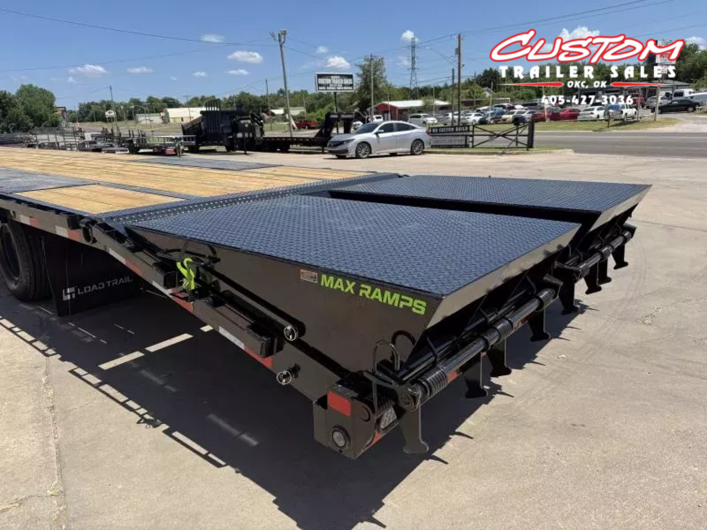 New #364920 2026 LOAD TRAIL GP 40 X 102 DUAL TANDEM LOW-PRO 24K GOOSENECK W/ MAX RAMPS