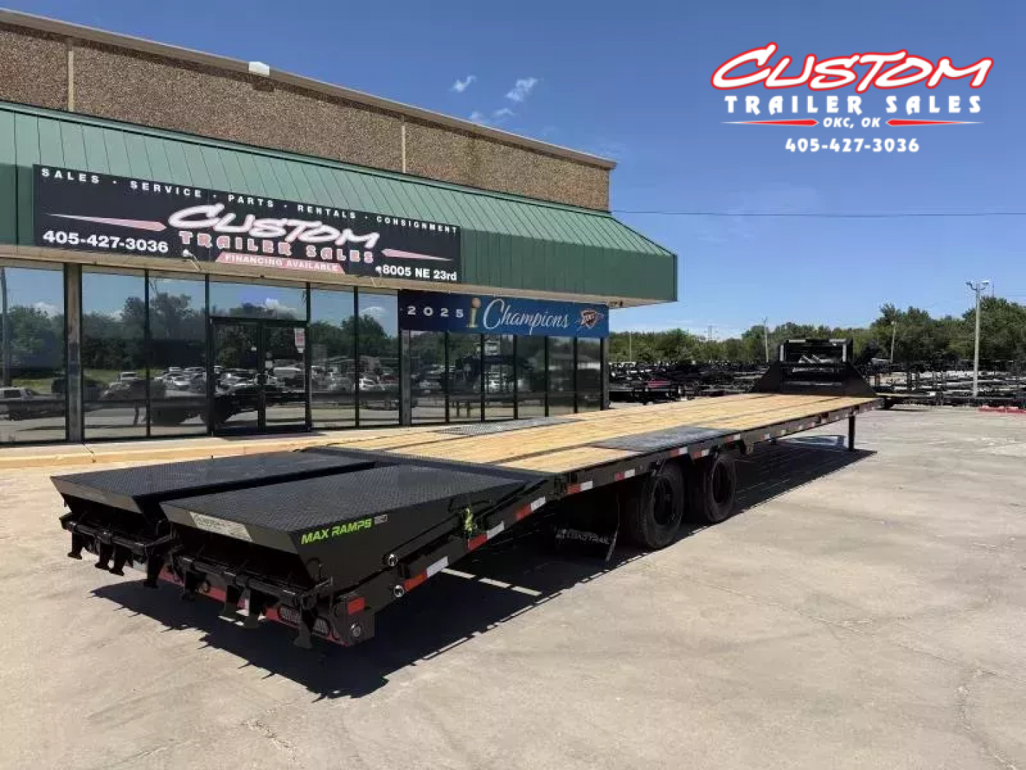 New #368121 2026 LOAD TRAIL GP 40 X 102 DUAL TANDEM LOW-PRO 24K GOOSENECK W/ MAX RAMPS