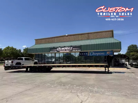 New #368121 2026 LOAD TRAIL GP 40 X 102 DUAL TANDEM LOW-PRO 24K GOOSENECK W/ MAX RAMPS