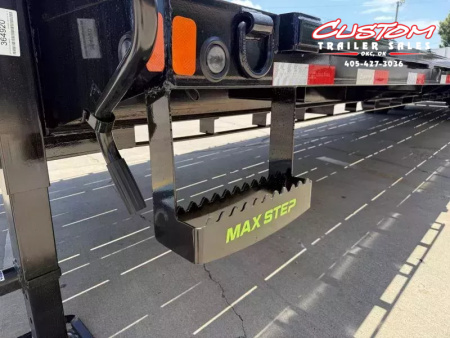 New #368121 2026 LOAD TRAIL GP 40 X 102 DUAL TANDEM LOW-PRO 24K GOOSENECK W/ MAX RAMPS