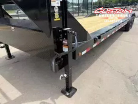 New #368288 2026 LOAD TRAIL GC 30 X 102 TANDEM AXLE 14K GOOSENECK EQUIPMENT HAULER W/ SLIDE IN RAMPS
