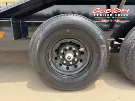 New #368288 2026 LOAD TRAIL GC 30 X 102 TANDEM AXLE 14K GOOSENECK EQUIPMENT HAULER W/ SLIDE IN RAMPS