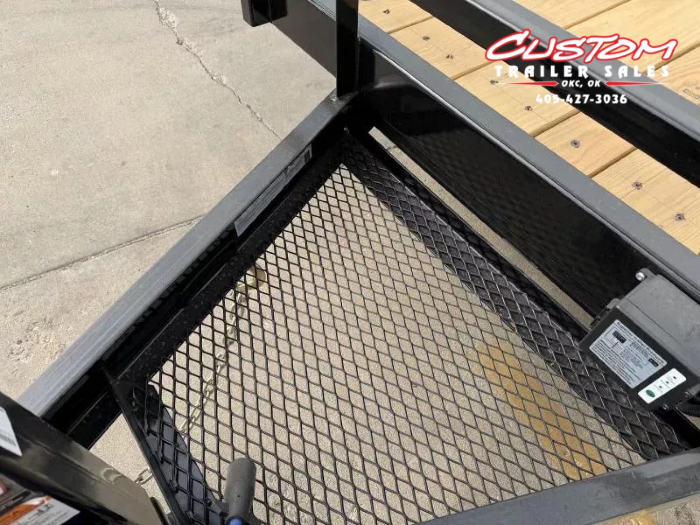 New #370083 2026 LOAD TRAIL DK 20 X 102 TANDEM AXLE BUMPER PULL 14K DECK OVER