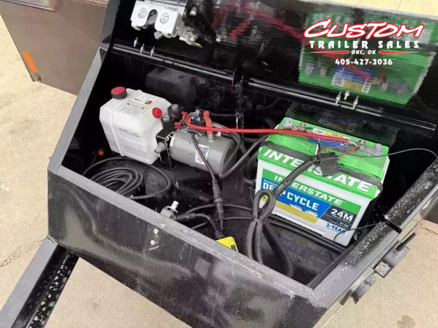 New #371002 2026 LOAD TRAIL TM 20 X 83 TANDEM AXLE 10K MAX-TILT DECK TRAILER