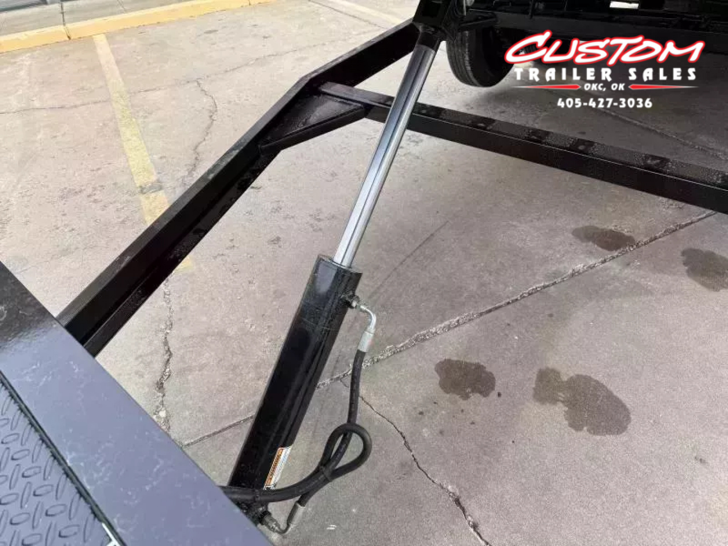 New #371002 2026 LOAD TRAIL TM 20 X 83 TANDEM AXLE 10K MAX-TILT DECK TRAILER