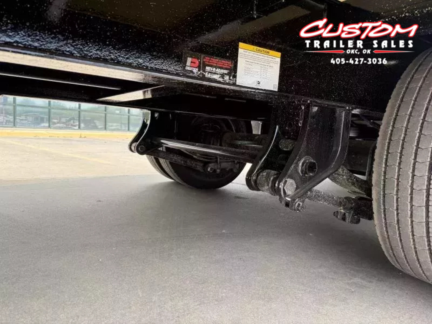 New #371552 2026 LOAD TRAIL GL 36 X 102 DUAL TANDEM LOW-PRO 20K GOOSENECK W/ HYDRAULIC DOVETAIL & JACKS