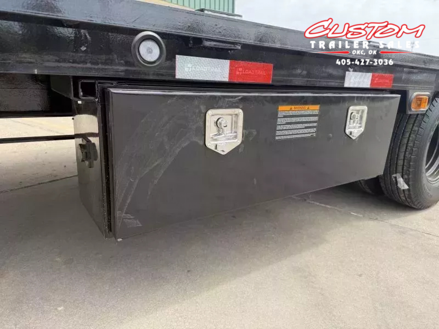 New #371552 2026 LOAD TRAIL GL 36 X 102 DUAL TANDEM LOW-PRO 20K GOOSENECK W/ HYDRAULIC DOVETAIL & JACKS