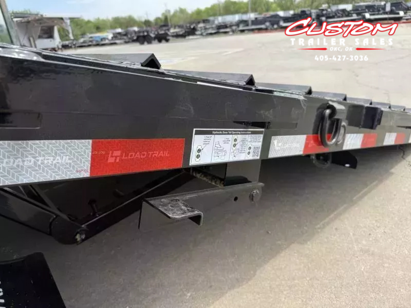 New #371552 2026 LOAD TRAIL GL 36 X 102 DUAL TANDEM LOW-PRO 20K GOOSENECK W/ HYDRAULIC DOVETAIL & JACKS