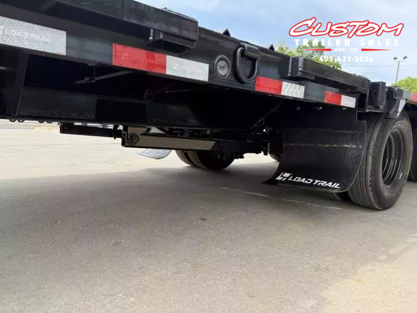 New #371552 2026 LOAD TRAIL GL 36 X 102 DUAL TANDEM LOW-PRO 20K GOOSENECK W/ HYDRAULIC DOVETAIL & JACKS