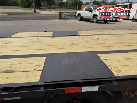 New #371552 2026 LOAD TRAIL GL 36 X 102 DUAL TANDEM LOW-PRO 20K GOOSENECK W/ HYDRAULIC DOVETAIL & JACKS