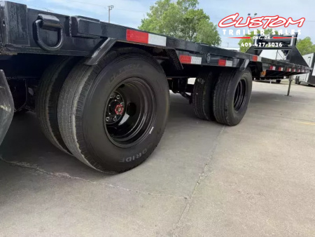 New #371552 2026 LOAD TRAIL GL 36 X 102 DUAL TANDEM LOW-PRO 20K GOOSENECK W/ HYDRAULIC DOVETAIL & JACKS