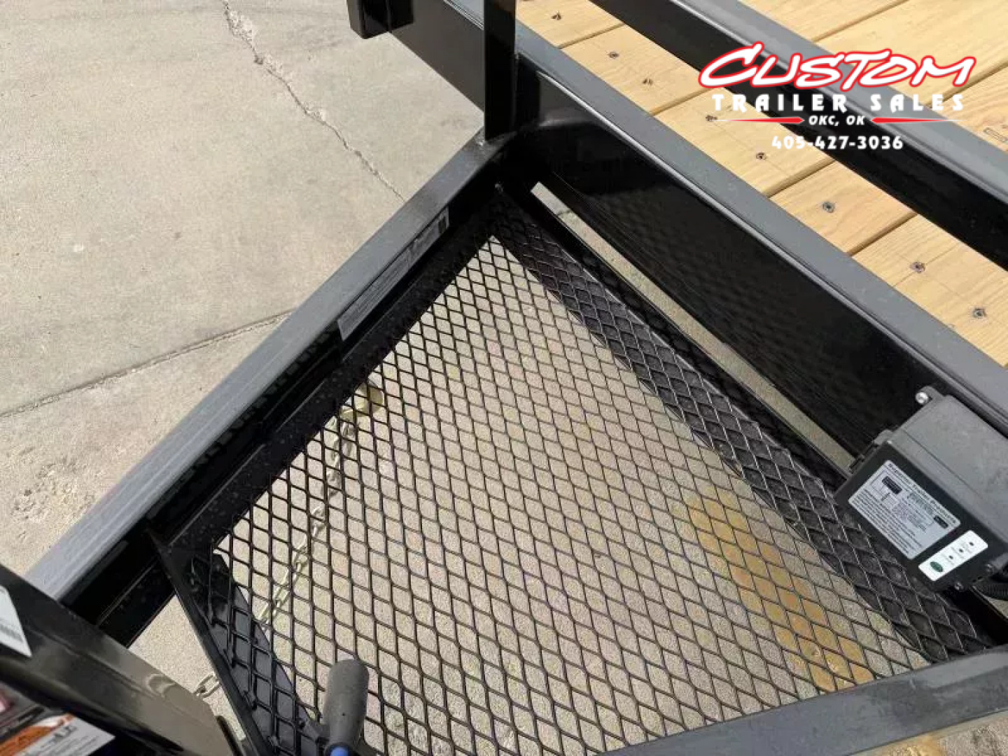 New #371836 2026 LOAD TRAIL DK 20 X 102 TANDEM AXLE BUMPER PULL 14K DECK OVER