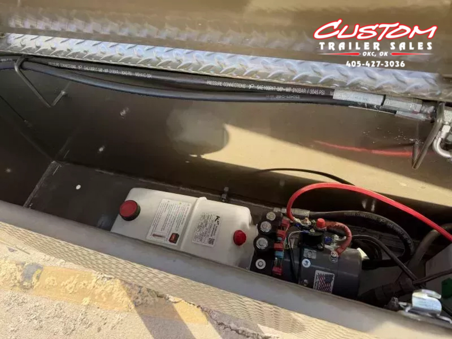 New #372940 2026 LOAD TRAIL TG 24 X 83 TANDEM AXLE 14K GOOSENECK RAPID LOADER FULL BED TILT DECK