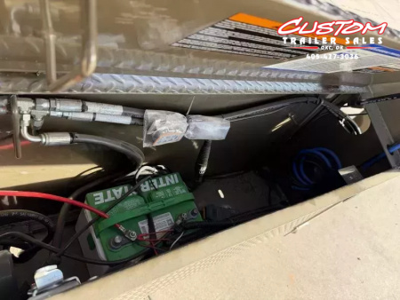 New #372940 2026 LOAD TRAIL TG 24 X 83 TANDEM AXLE 14K GOOSENECK RAPID LOADER FULL BED TILT DECK