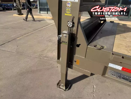 New #372940 2026 LOAD TRAIL TG 24 X 83 TANDEM AXLE 14K GOOSENECK RAPID LOADER FULL BED TILT DECK