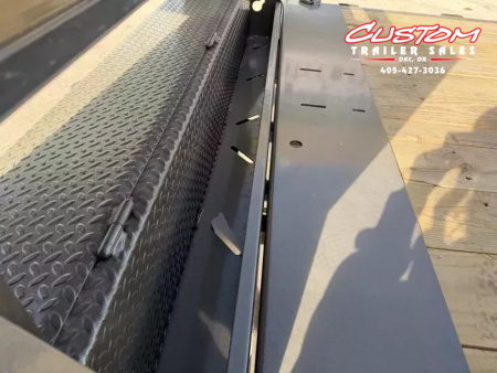 New #372940 2026 LOAD TRAIL TG 24 X 83 TANDEM AXLE 14K GOOSENECK RAPID LOADER FULL BED TILT DECK