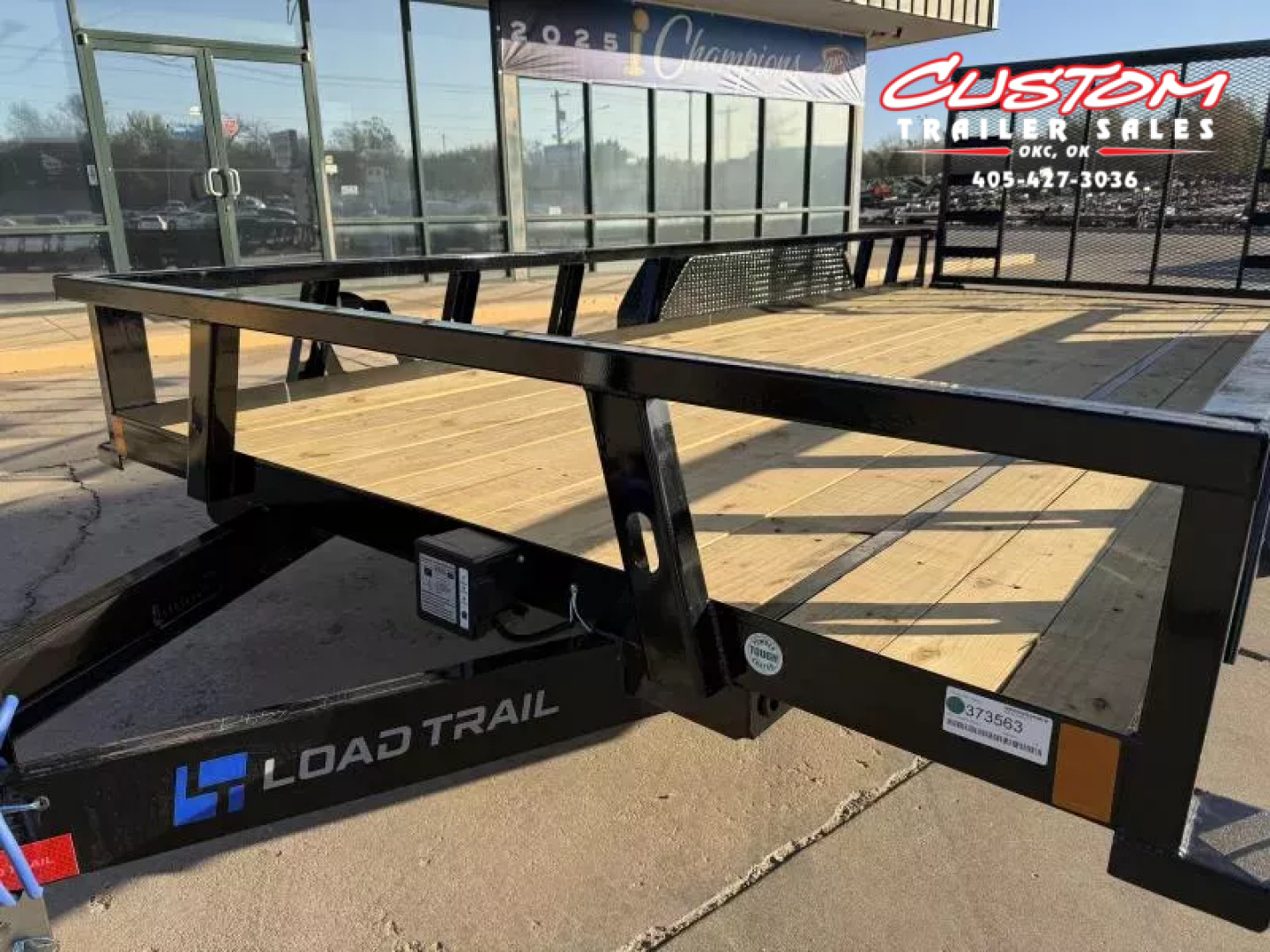 New #373563 2026 LOAD TRAIL UE 16 X 83 TANDEM AXLE 10K UTILITY W/ RAMP GATE