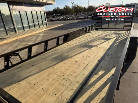 New #373915 2026 LOAD TRAIL UE 20 X 83 TANDEM AXLE 10K UTILITY W/ RAMP GATE