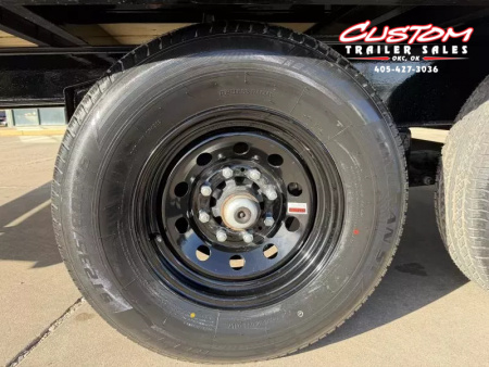 New #374263 2026 LOAD TRAIL PE 24 X 102 TANDEM AXLE BUMPER PULL 14K FULL BED DECKOVER TILT