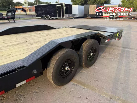 New #376235 2026 LOAD TRAIL CH 26 X 102 TANDEM AXLE 14K EQUIPMENT HAULER W/ MAX RAMPS