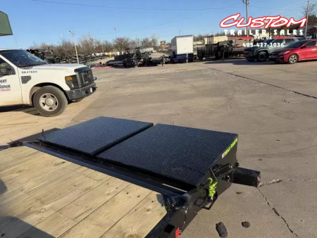 New #376773 2026 LOAD TRAIL CH 22 X 83 TANDEM AXLE 14K EQUIPMENT HAULER W/ MAX RAMPS