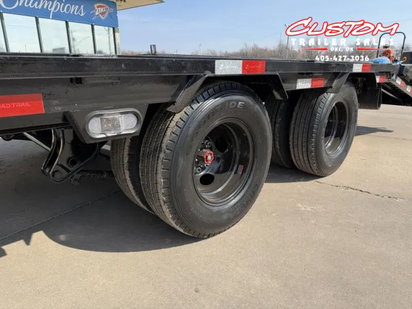 New #378465 2026 LOAD TRAIL GP 32 X 102 DUAL TANDEM LOW-PRO 20K GOOSENECK W/ MAX RAMPS