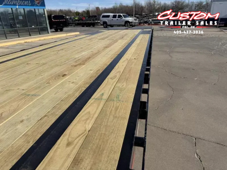 New #378595 2026 LOAD TRAIL GP 32 X 102 TANDEM AXLE LOW-PRO 14K GOOSENECK TRAILER W/ MAX RAMPS